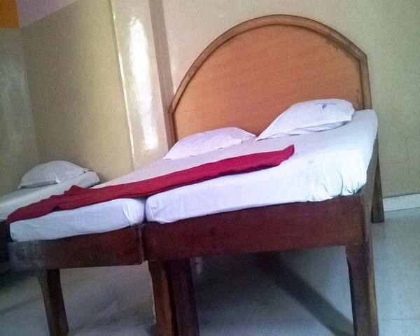 Haripriya Lodge, Hampi 2
